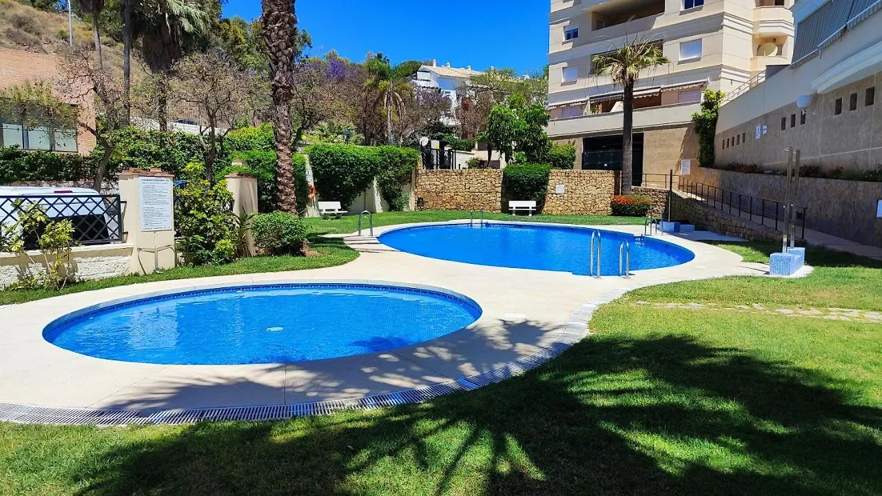 2Bdr Penthouse, Terrace, Bbq, Pools And Sea View In Benalmadena Apartment