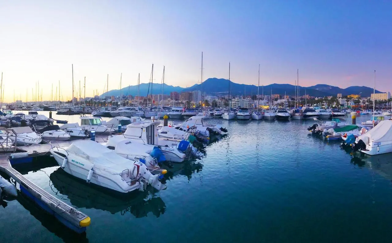2Bdr Penthouse, Terrace, Bbq, Pools And Sea View In Benalmadena Apartment